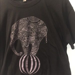 Super cute elephant shirt